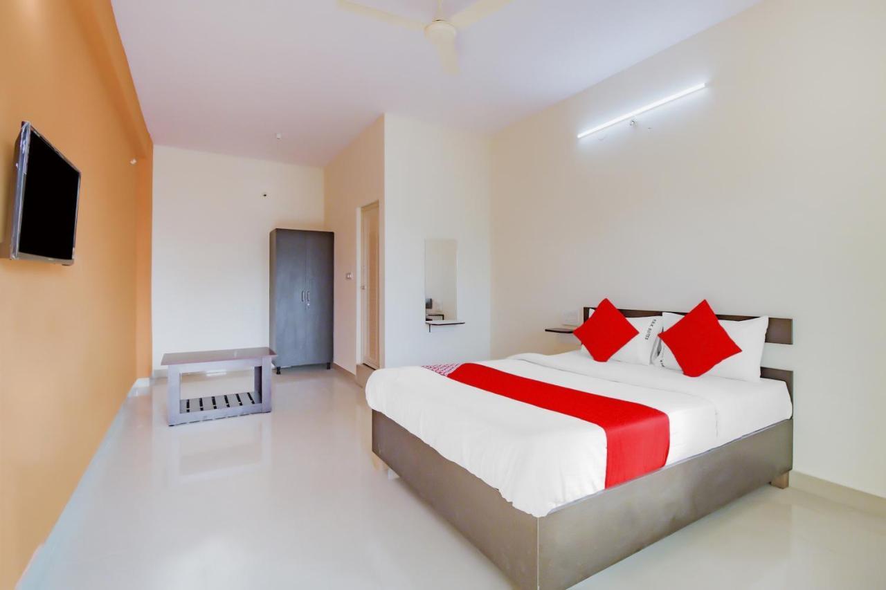 Hotel O P N K Suites Jālahalli Kültér fotó