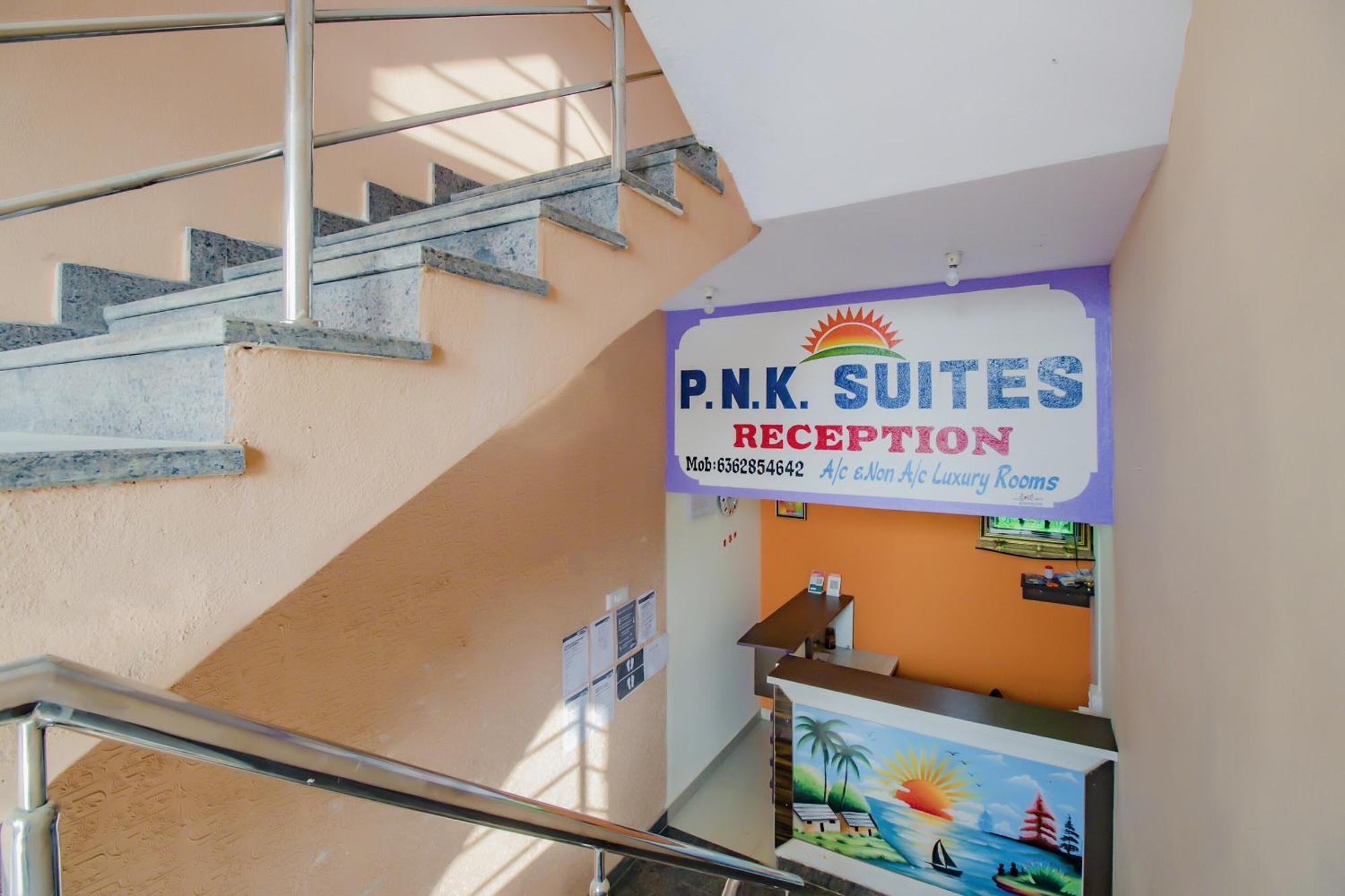 Hotel O P N K Suites Jālahalli Kültér fotó