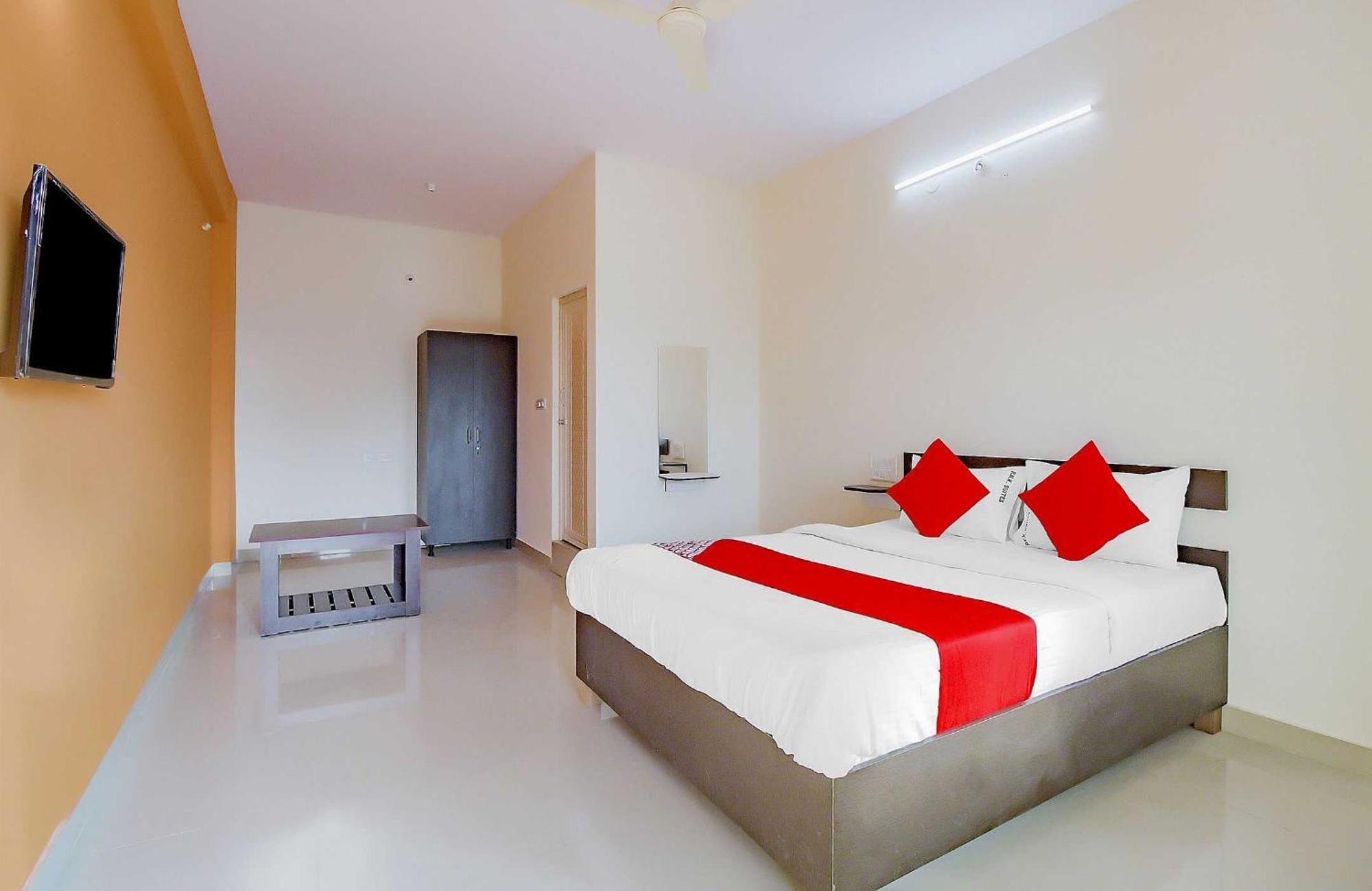 Hotel O P N K Suites Jālahalli Kültér fotó